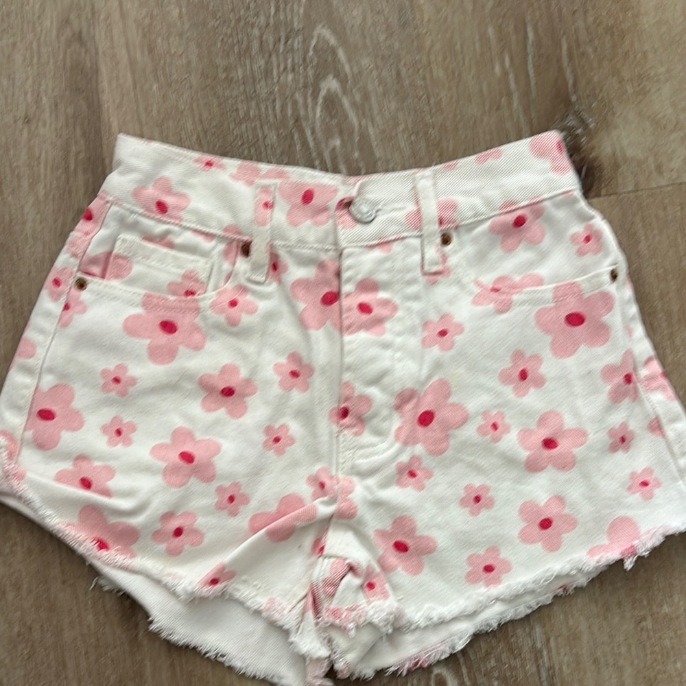 PacSun vintage high waist Floral Pink and White Women's Shorts size 22